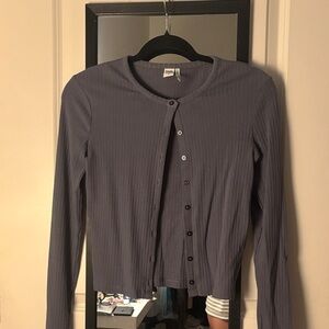 Twik Ribbed Knit Top in Soft Gray